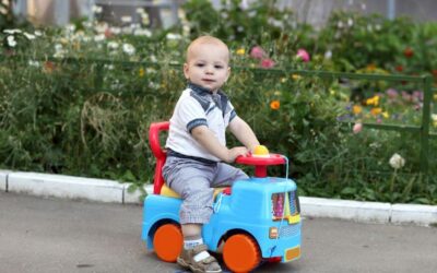 Jeździk dla dziecka jako prezent na Mikołaja